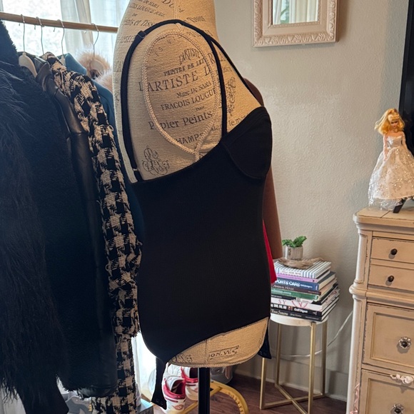 Forever 21 Black Strappy Bodysuit Ribbed Adjustable Straps Snap Bottom Closure M - Picture 2 of 8